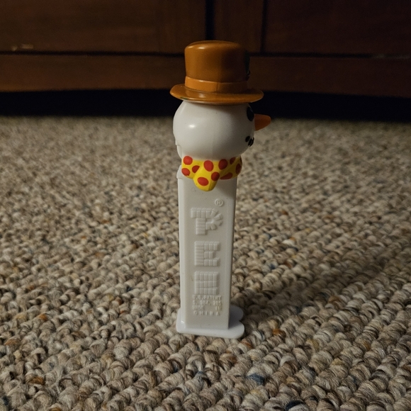 PEZ Christmas Snowman - Picture 4 of 7